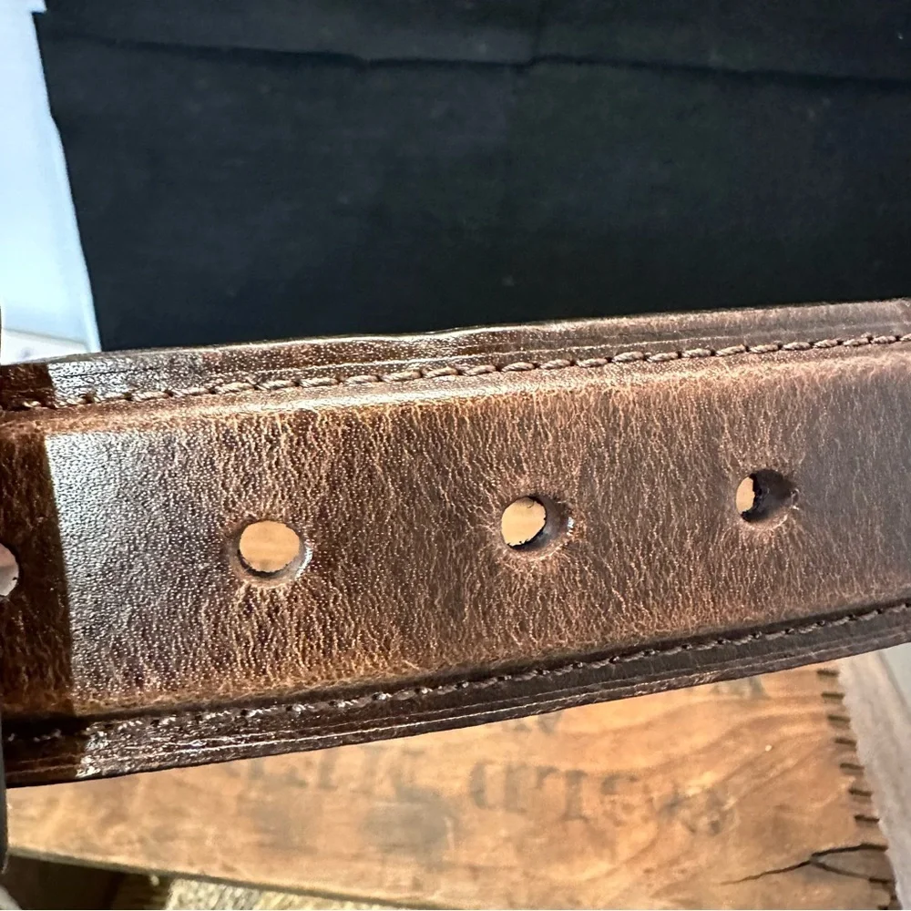 Columbia genuine brown